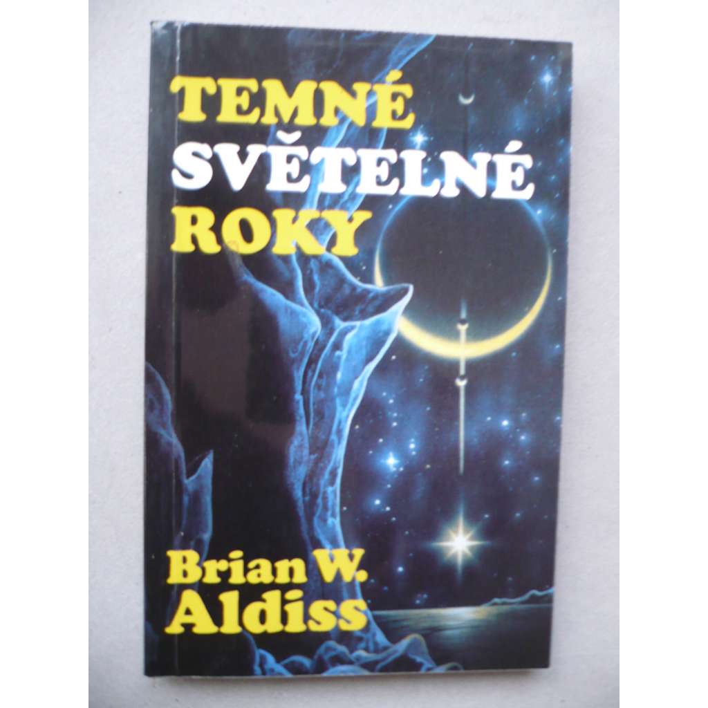 Temné světelné roky (Sci-fi)