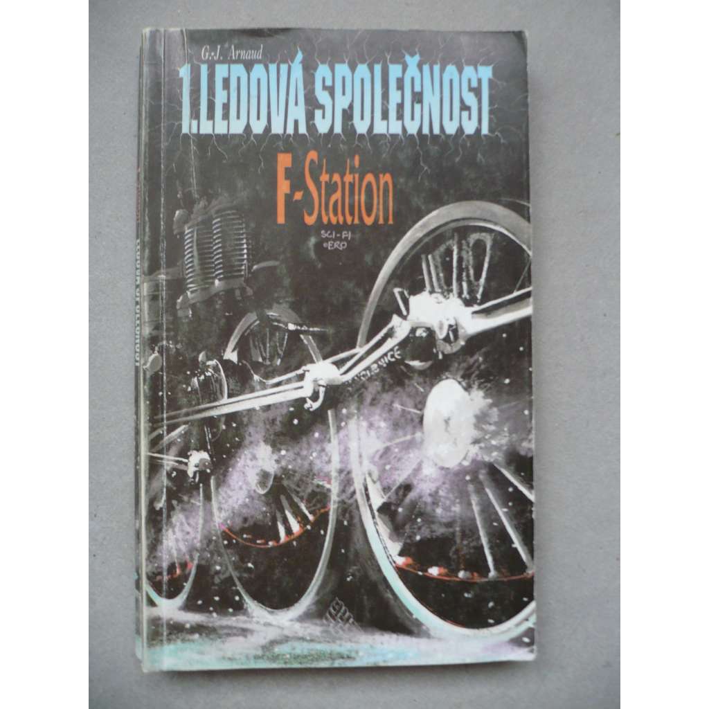 Ledová společnost 1 - F-Station (Sci-fi)