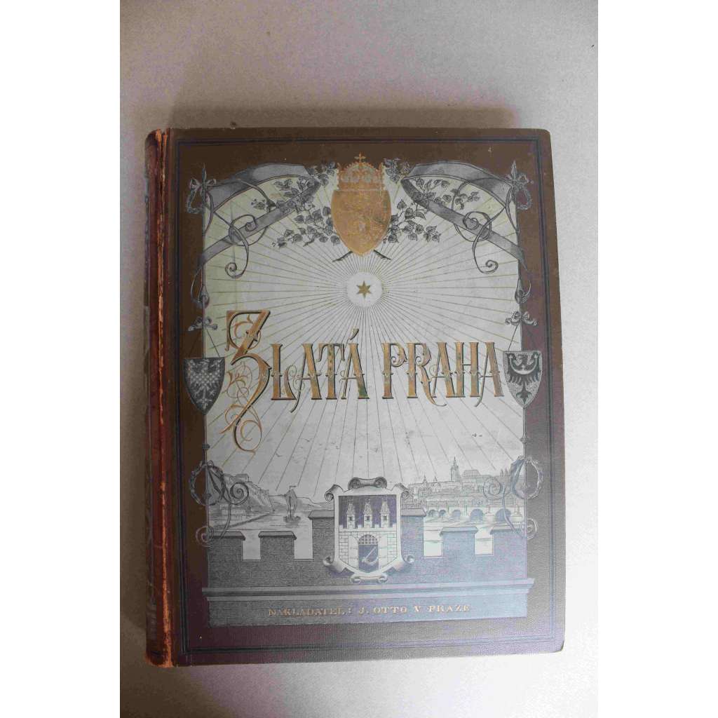 Zlatá Praha 1905, roč. XXII (časopis, kultura, poezie, beletrie, hudba, mj. Herites - Genre z malé uličky, J. Vrchlický - Oživlý Lazar; R. Těsnohlídek - Pohádka o dvou milencích; Výstava A. Slavíčka; ilustrace Brožík, Klimt, Marold, Sucharda, Mucha)