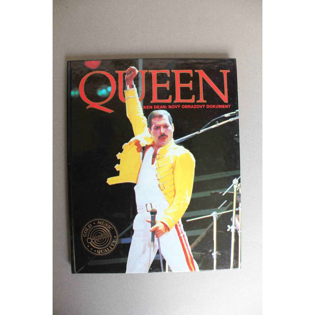 Queen. Nový obrazový dokument (hudební skupina, rock, mj. Freddie Mercury, Brian May, John Deacon, fotografie)