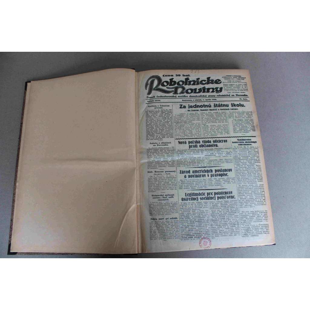 Robotnické noviny 1930, roč. XXVII. (duben-červen) (noviny, deník, první republika, Slovensko, mj. Robotníctvo ide so sociálnou demokarciou, Tuka za peniaze z Maďarska pracoval proti Čsl. republice, Boj o mier, Spor Anglie s Vatikánom) Robotnické noviny 1930, roč. XXVII. (duben-červen) (noviny, deník, první republika, Slovensko, mj. Robotníctvo ide so sociálnou demokarciou, Tuka za peniaze z Maďarska pracoval proti Čsl. republice, Boj o mier, Spor Anglie s Vatikánom)