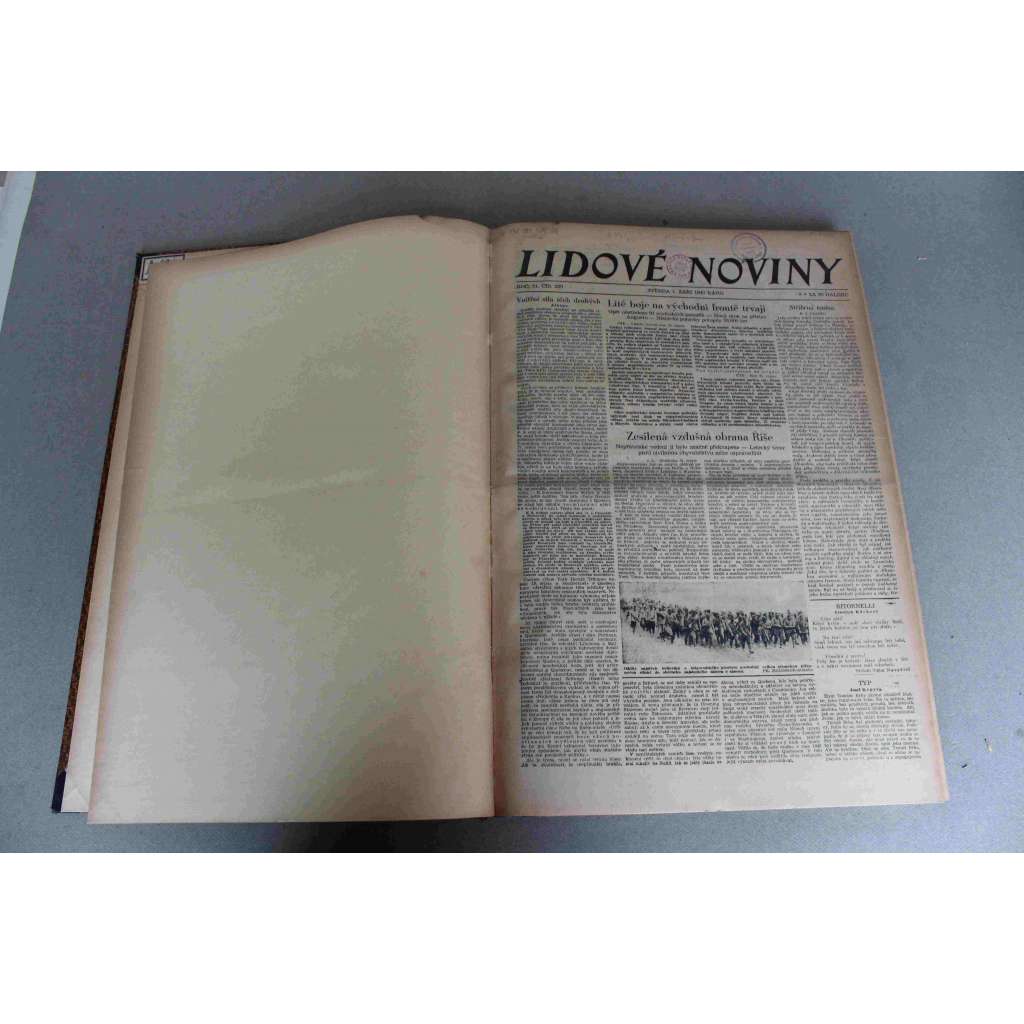 Lidové noviny 1943, roč. 51 (září-říjen) (protektorát, deník, druhá světová válka, mj. Prudké sovětské útoky trvají, Boje v Calabrii [Itálie], Zrádná kapitulace Itálie, Dramatické osvobození Mussoliniho, K. H. Frank)