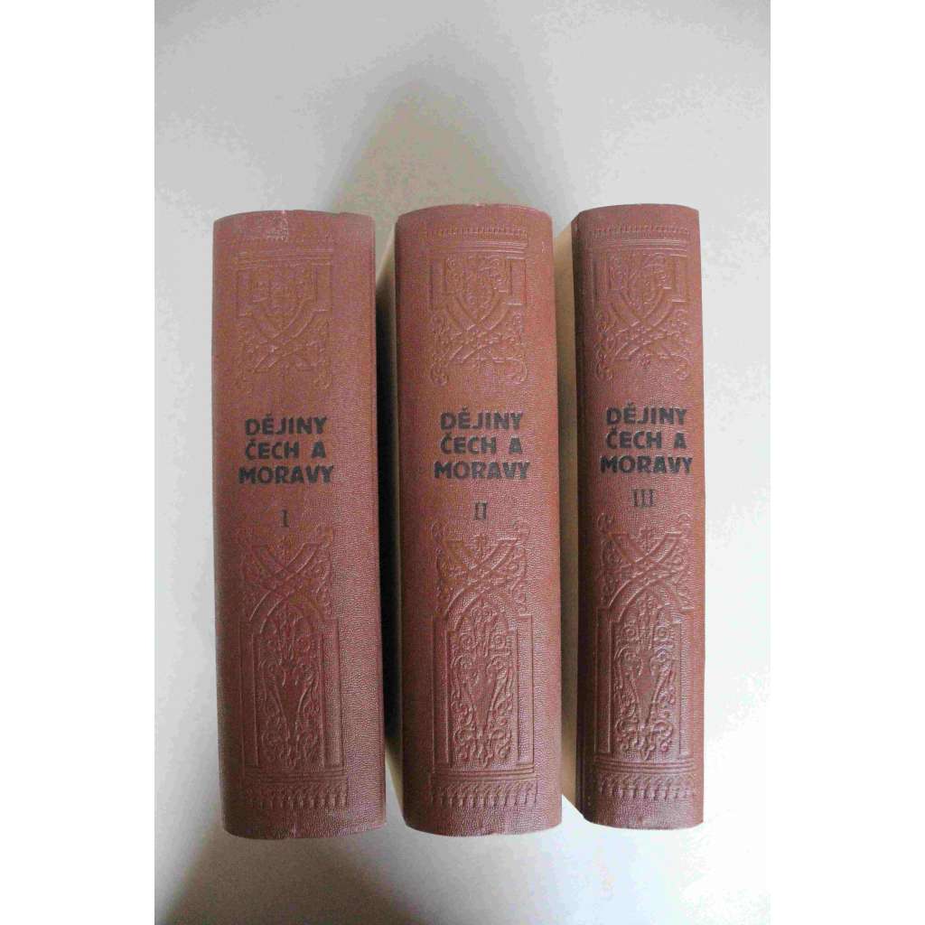 Dějiny Čech a Moravy nové doby, 3 svazky (České dějiny, historie, novověk, mj. Panování Ferdinanda I., Maxmilián II., Rudolf II., král Matyáš, Ferdinand II., třicetiletá válka, Albrecht z Valdštejna, Obnovené zřízení zemské) Dějiny Čech a Moravy nové doby, 3 svazky (České dějiny, historie, novověk, mj. Panování Ferdinanda I., Maxmilián II., Rudolf II., král Matyáš, Ferdinand II., třicetiletá válka, Albrecht z Valdštejna, Obnovené zřízení zemské)