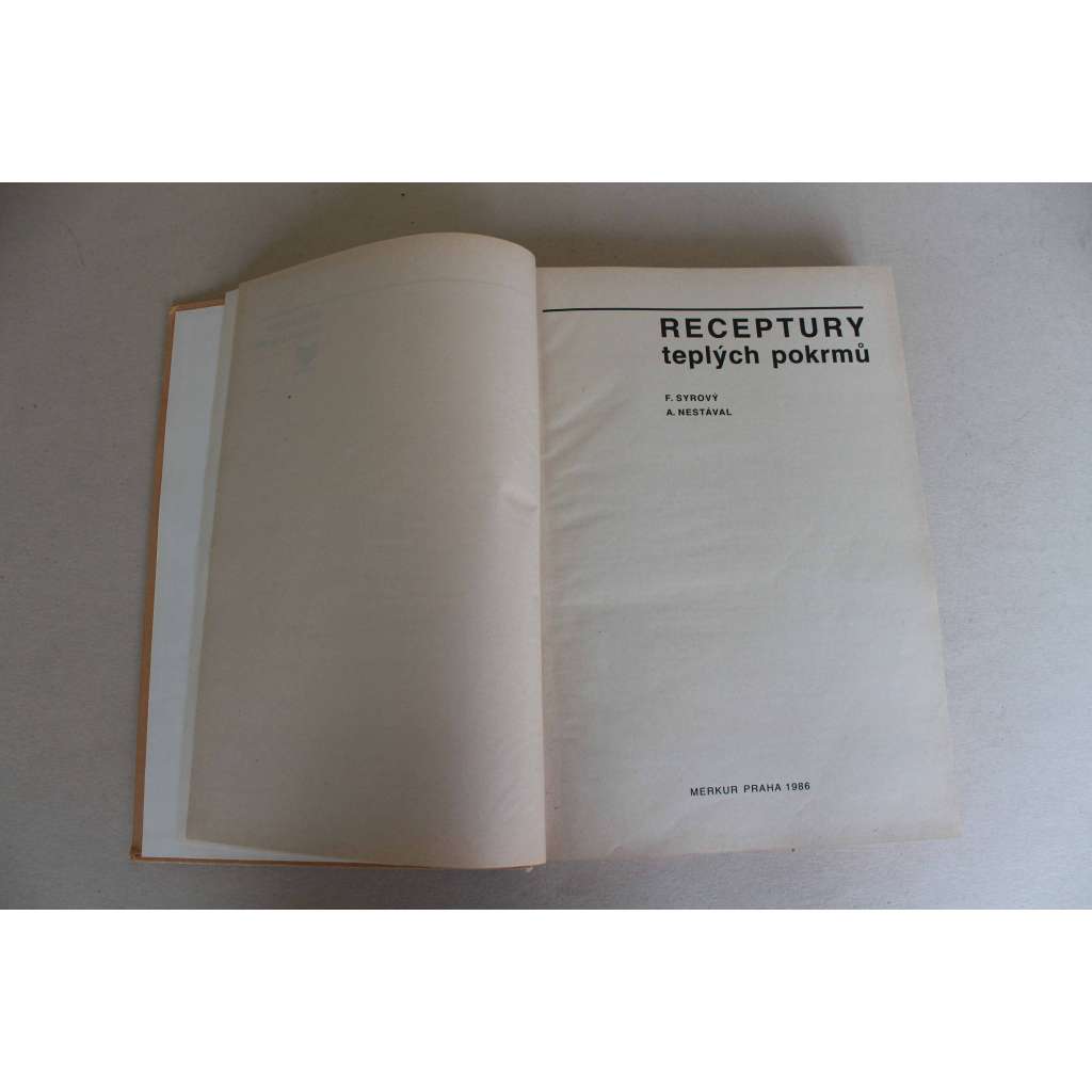 Receptury teplých pokrmů (kuchařka, recepty, učebnice, mj. Polévky, Hovězí maso, Telecí maso, Vepřové maso, Skopové maso, Drůbež, Ryby, Bezmasé pokrmy, Moučníky, Moučné pokrmy)
