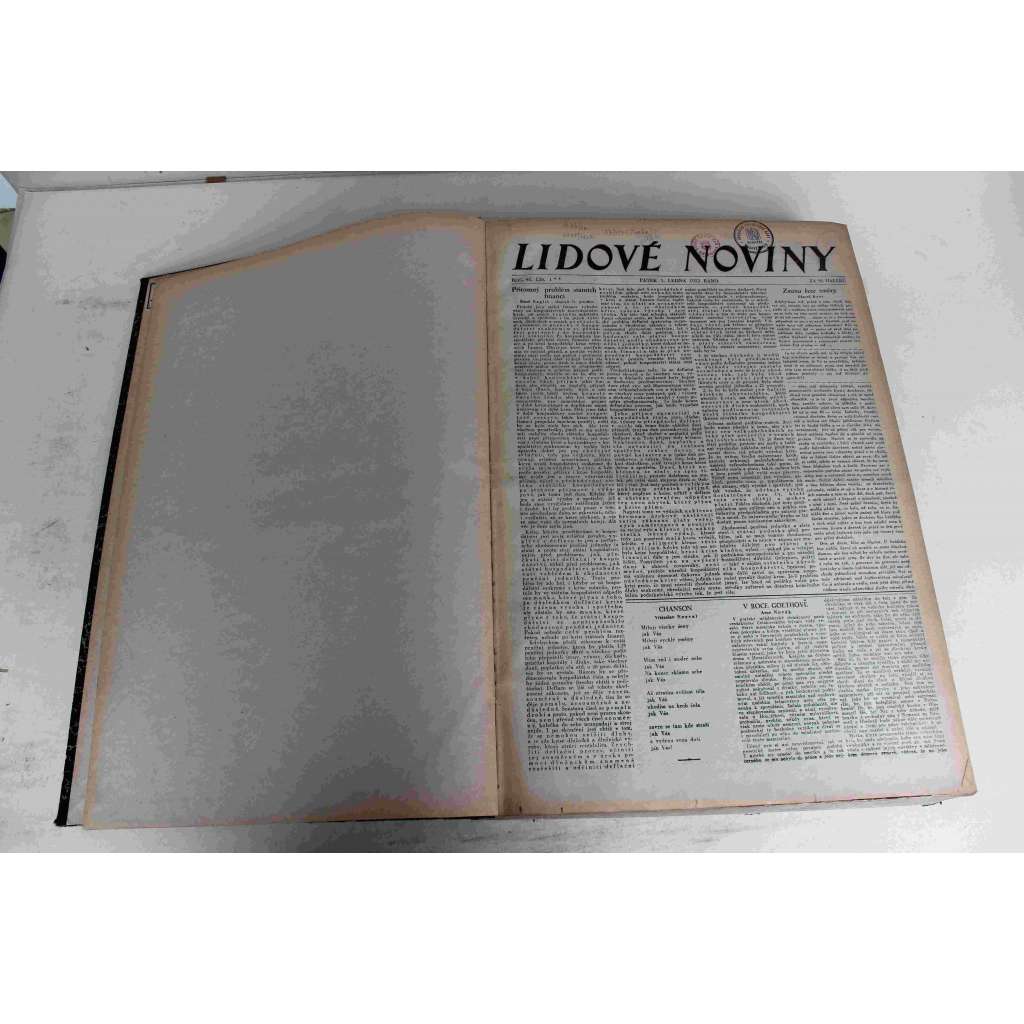 Lidové noviny 1932, roč. 40 (leden-únor) (deník, první republika, mj. Tyršův rok, Gandhi ohlašuje nový boj, Hindenburg o krisi Německa, Gandhi zatčen, Reparační konference, Rakouská vláda odstoupila, Hitlerovci v německém studenstvu)