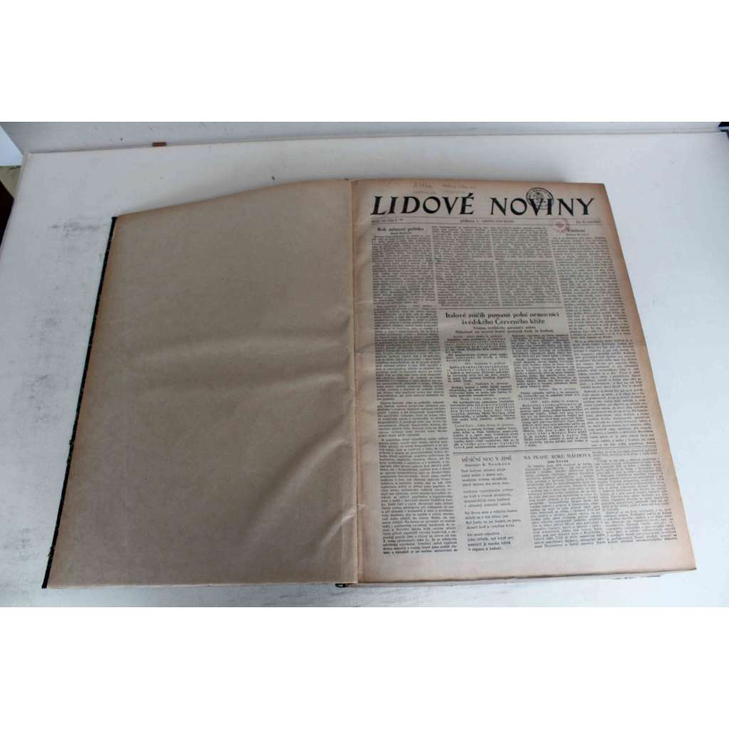 Lidové noviny 1936, roč. 44 (leden-únor) (deník, první republika, mj. Habešsko-italská válka, Německé intriky proti SSSR, Po presidentské volbě [Beneš], Pohřeb anglického krále [Jiří V.], Sonja Henie, Německé zbrojení, Kdo unesl Lindberghova syna?)