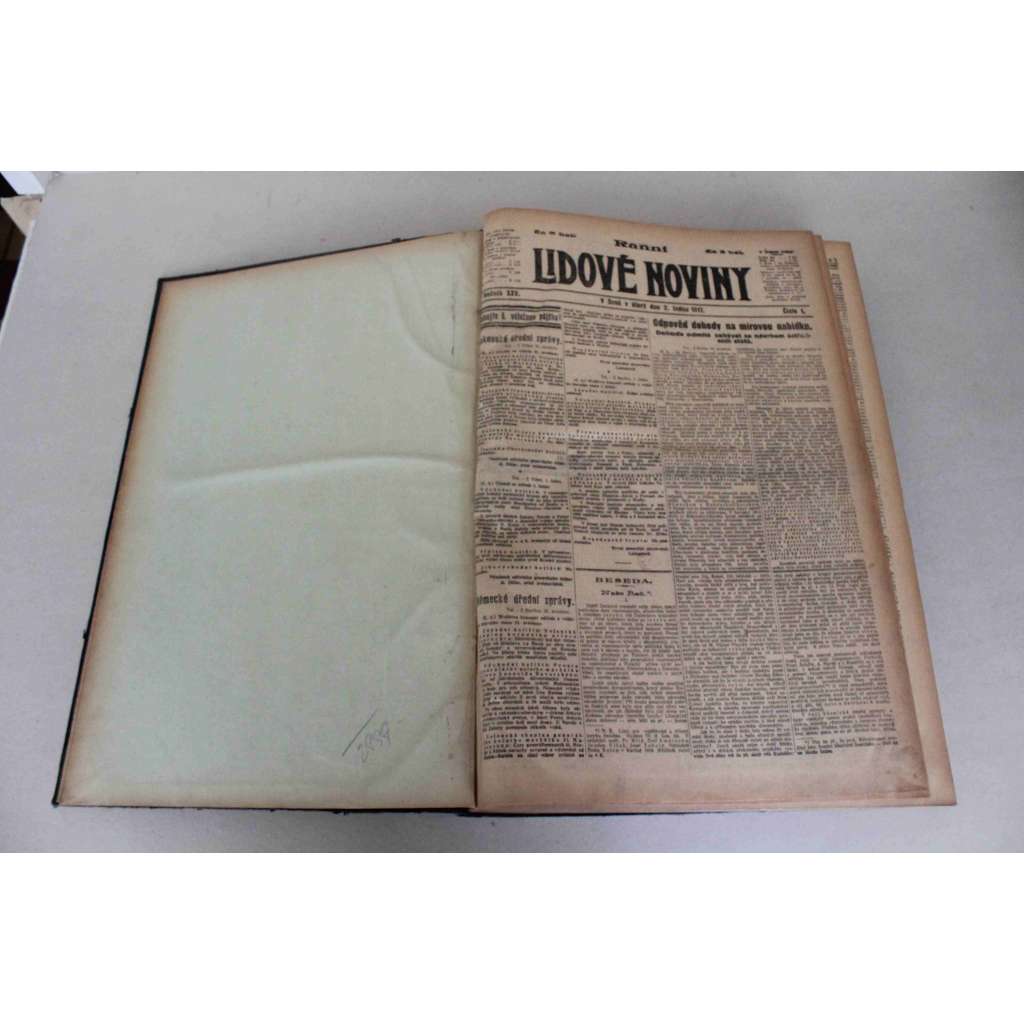 Lidové noviny 1917, roč. 25 (leden-březen) (deník, první světová válka, mj. Mírová otázka, Amnestie dru. Kramářovi a druhům [Masaryk], Bitva na Sommě, Zostření ponorkové války, Na západní frontě, Svržení cara Mikuláše II.)