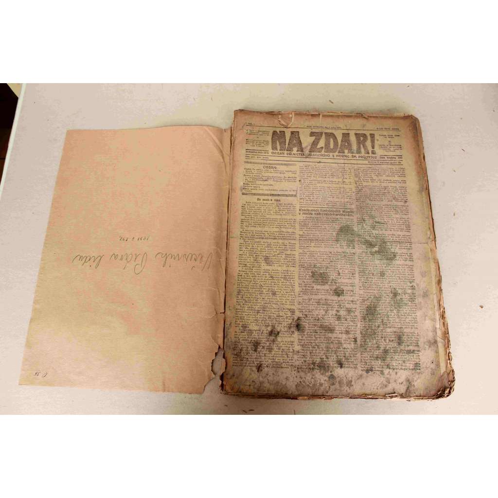 Na zdar! 1921 (noviny, týdeník, hornictví, mj. Socialisace zlatodolu v Roudném, Pojištění horníků, Kladensko, 1. květen 1921, Hornická škola v Tuchlovicích, Sjezd svazu horníků v Německu)