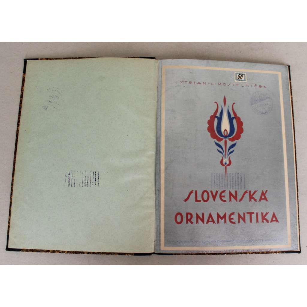 Slovenská ornamentika (lidové umění, ornamenty, květinové vzory; Slovensko) Slovenská ornamentika (lidové umění, ornamenty, květinové vzory; Slovensko)