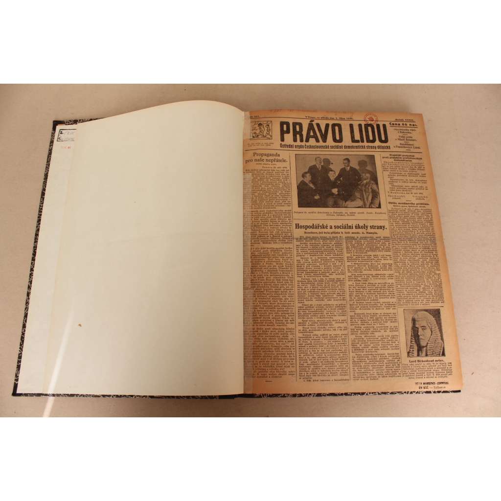 Právo lidu 1930, roč. XXXIX (říjen) (noviny, deník, první republika, sociální demokracie, mj. Heimwehrské provolání k převratu, 46 obětí vzducholodi, Obrovské peněžní zdroje Hitlerovců, 28. říjen, Nemocnice na Bulovce)