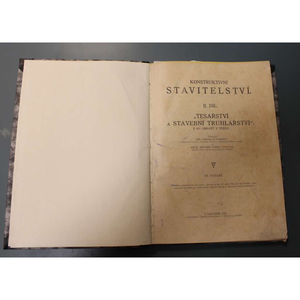 Konstruktivní stavitelství. II. díl, Tesařství a stavební truhlářství (Stavební inženýrství, první republika, učebnice, krovy, střechy, ploty, stropy)