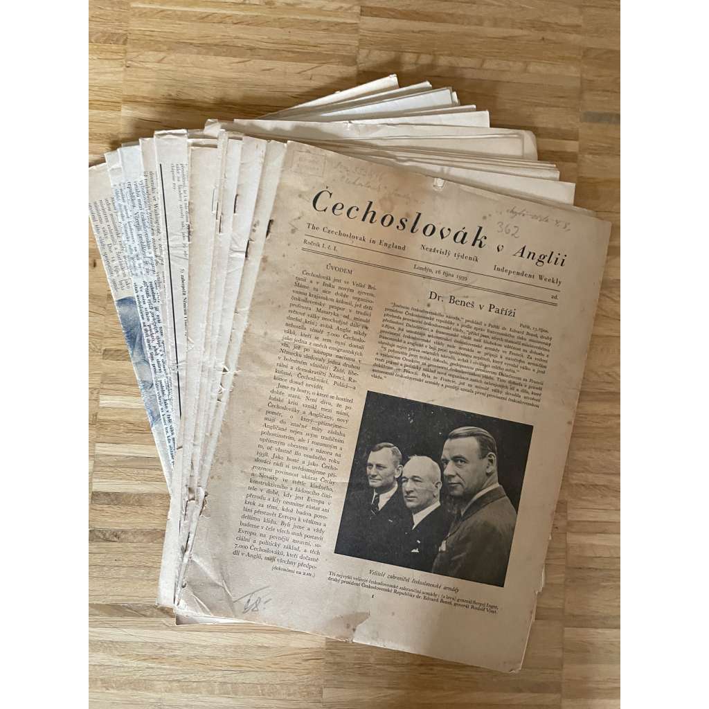 Čechoslovák v Anglii, ročník I., čísla 1-3,5-7 a 9-12/1939 a Čechoslovák, nezávislý týdeník, ročník II., čísla 43-50/1940 (exil, Londýn, Anglie, časopis, noviny)