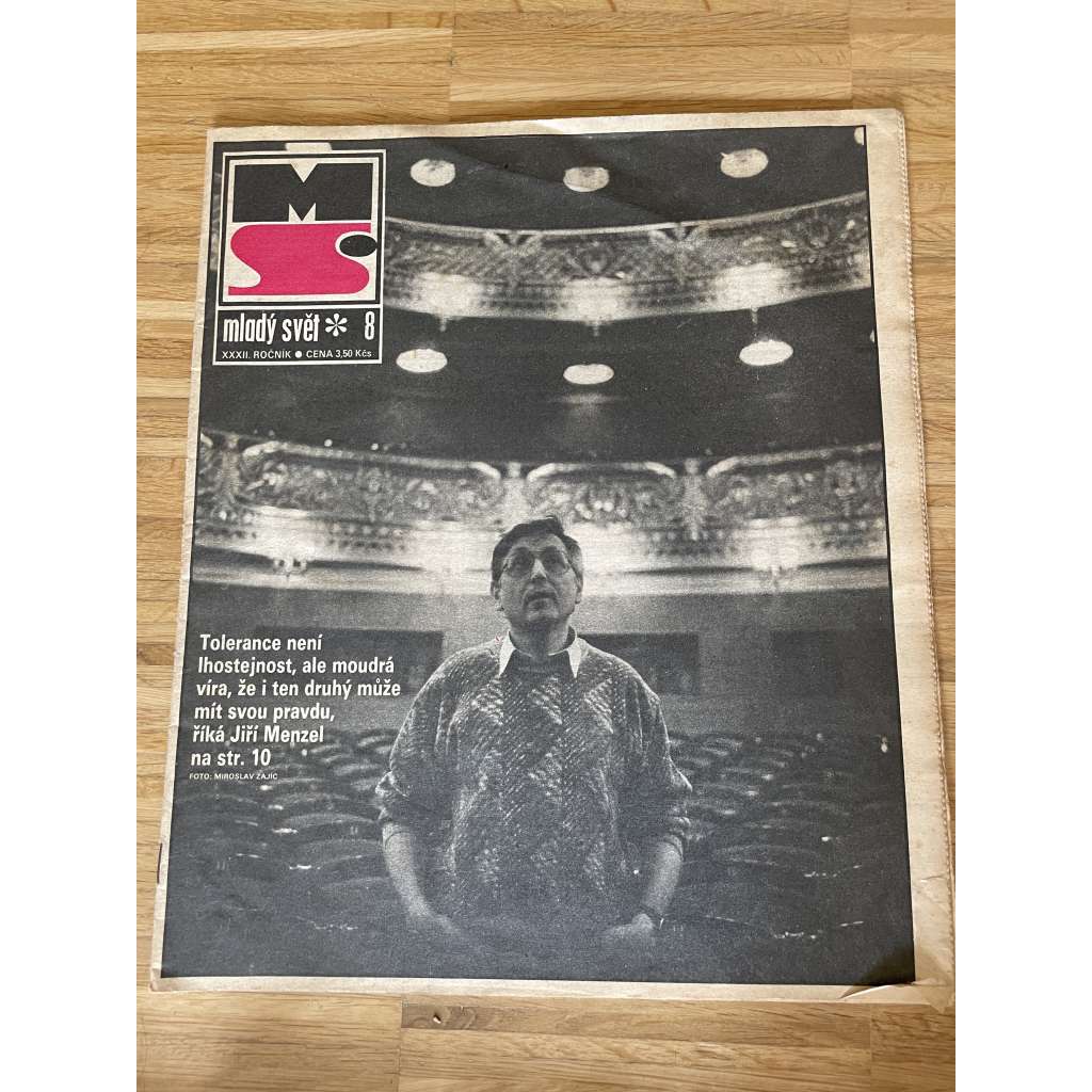 Mladý svět, ročník XXXII., číslo 8/1990 (Časopis pro mládež)
