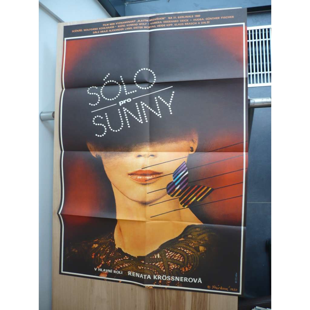 Sólo pro Sunny (filmový plakát, film NDR 1980, režie Konrad Wolf, Hrají: Renate Krößner, Alexander Lang, Heide Kipp)