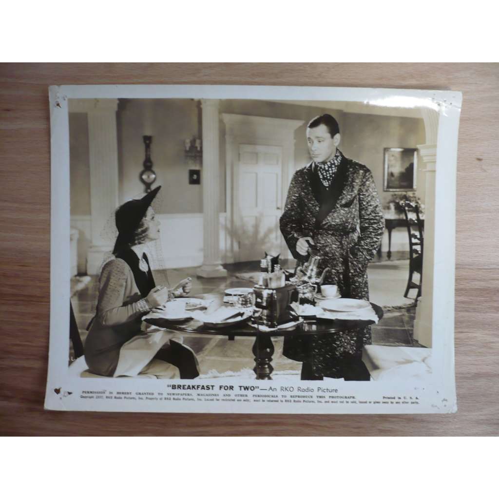 Fotoska - Breakfast for Two (film USA 1959 - režie Alfred Santell, hrají Barbara Stanwyck, Herbert Marshall, Glenda Farrell) - ORIG. CINEMA-PHOTO