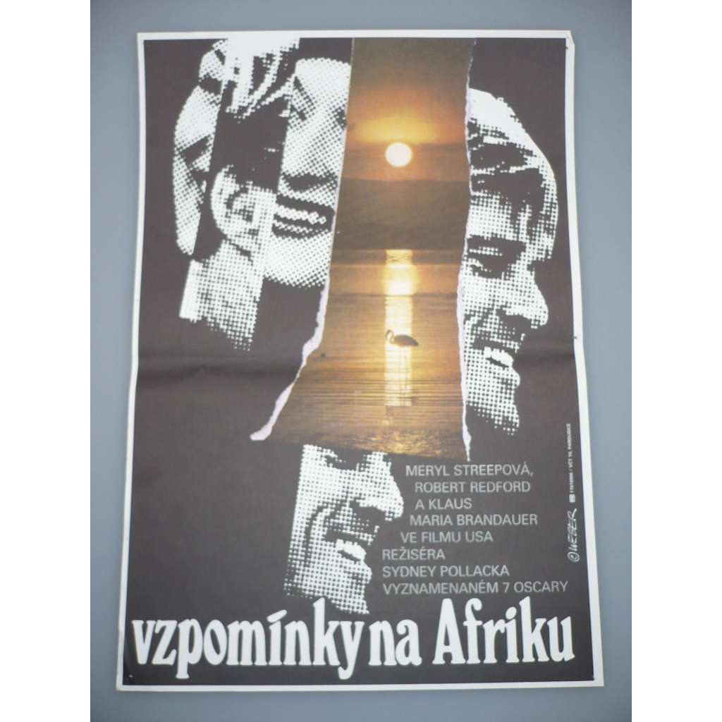 Vzpomínky na Afriku (filmový plakát, film USA 1985, režie Sydney Pollack, Hrají: Meryl Streep, Robert Redford, Klaus Maria Brandauer)