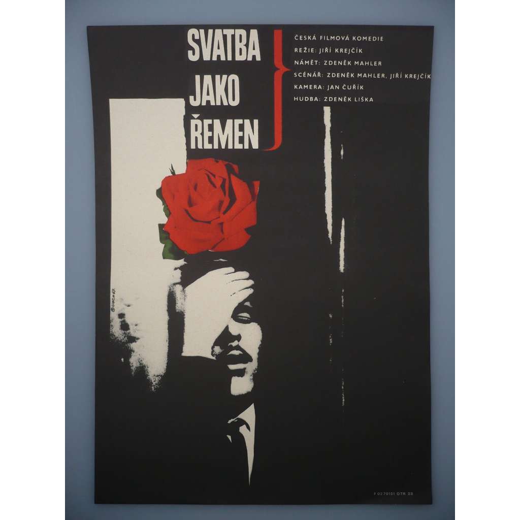 Svatba jako řemen (filmový plakát, film ČSSR 1967, režie Jiří Krejčík, Hrají: Iva Janžurová, Vladimír Pucholt, Jan Vostrčil)