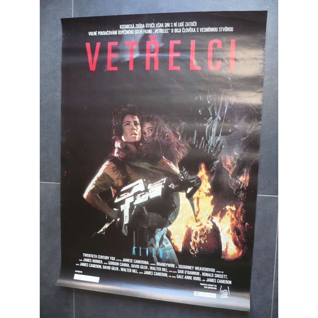 Vetřelci (filmový plakát, film USA 1986, režie James Cameron, Hrají: Sigourney Weaver, Carrie Henn, Michael Biehn)