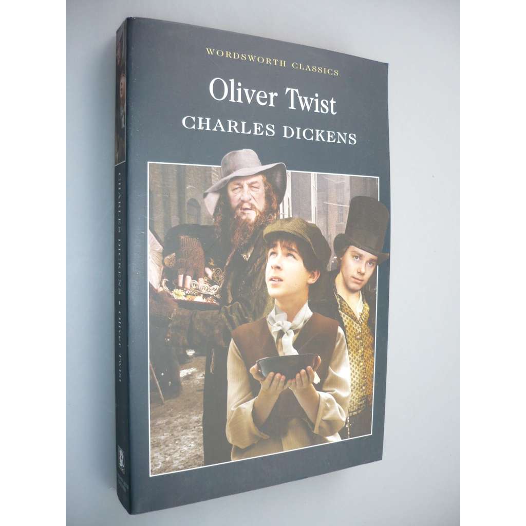 Oliver Twist [román]