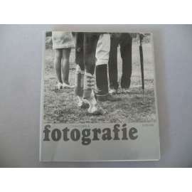 Černobílá fotografie [fotografové, medailonky fotografů, umělecká foto, mj. Jan Saudek, Chochola, Medková, Birgus, Holomíček, Hochová, Reich, Reichmann, Rossler ad.]