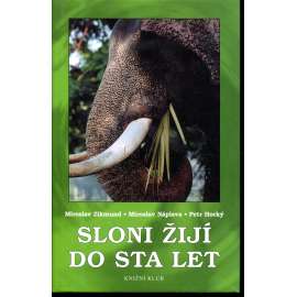 Sloni žijí do sta let