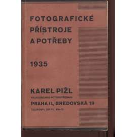 Fotografické přístroje a potřeby 1935 (katalog + ceník)