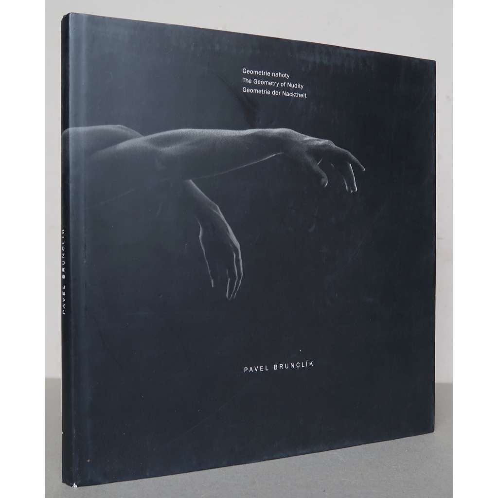 Pavel Brunclík: Gemotrie nahoty / The Geometry of Nudity / Geometrie der Nacktheit [umělecký akt, černobílá umělecká fotografie, tanec, balet]