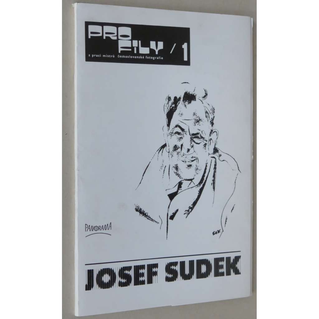 Josef Sudek [= Profily z prací mistrů československé fotografie, 1; 18 fotografií; kompletní]