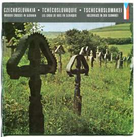 Wooden Crosses in Slovakia = Les Croix de Bois en Slovaquie = Holzkreuze in der Slowakei [Slovensko, lidové umění, dřevěné kříže na Slovensku, hřbitovní kříže, stará turistická brožura]