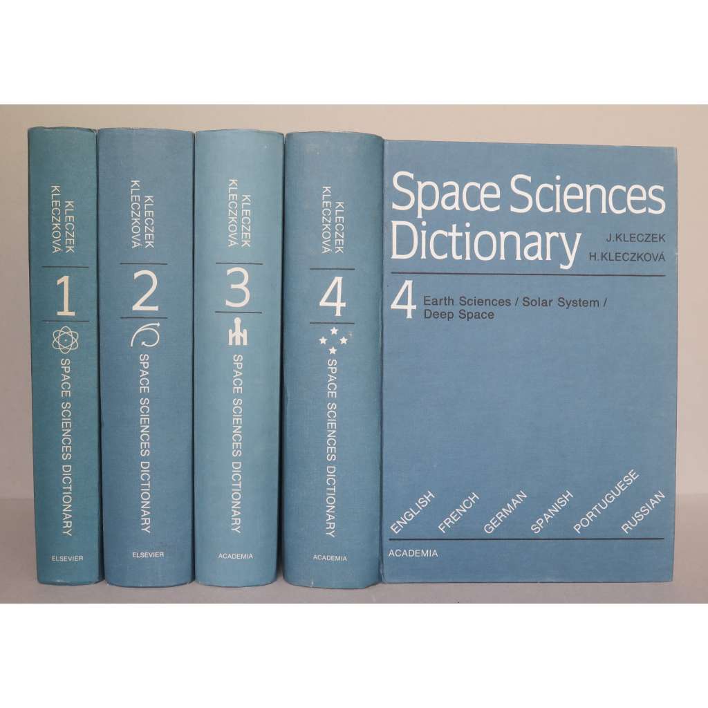 Space Sciences Dictionary: English, French, German, Spanich, Portuguese, Russian. [komplet, 4 svazky, astronomie, slovník]