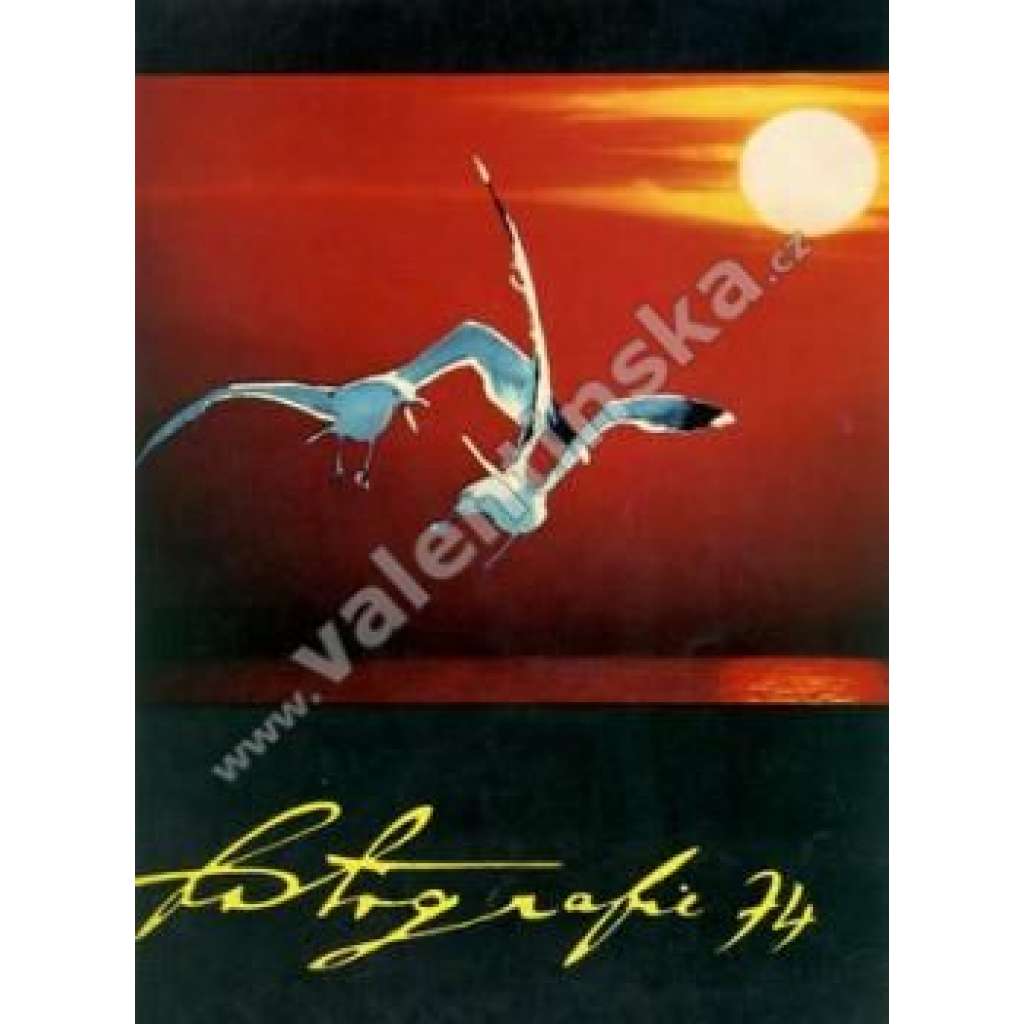 Revue Fotografie 74. Ročník XVIII. Číslo 3. (časopis, mj. Fotografie v moderní společnosti, Fotografický zápisník Karla Čapka [Karel Čapek], Snímky M. Jodase; fotografie H. Cartier Bresson, Funke, Lammer, Lord Snowdon)