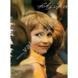 Revue Fotografie 79. Ročník XXIII. Číslo 4. (časopis, mj. 70 let Edwarda Hartwiga, Sociální téma v české meziválečné fotografii, Ženy ve fotografii Milana Borovičky, Fotograf Pavel Dias)