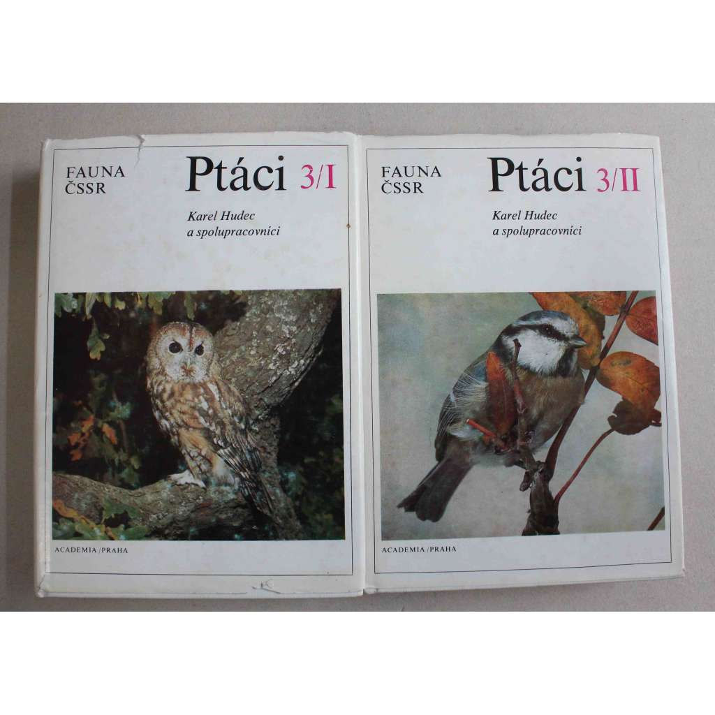 Ptáci 3/I 3/II 2. svazky (edice: Fauna ČSSR, sv. 24) (zoologie, pták, mj. Lejsek, Sýkora, Zedníček, Špaček, Stehlík) Ptáci 3/I 3/II 2. svazky (edice: Fauna ČSSR, sv. 24) (zoologie, pták, mj. Lejsek, Sýkora, Zedníček, Špaček, Stehlík)
