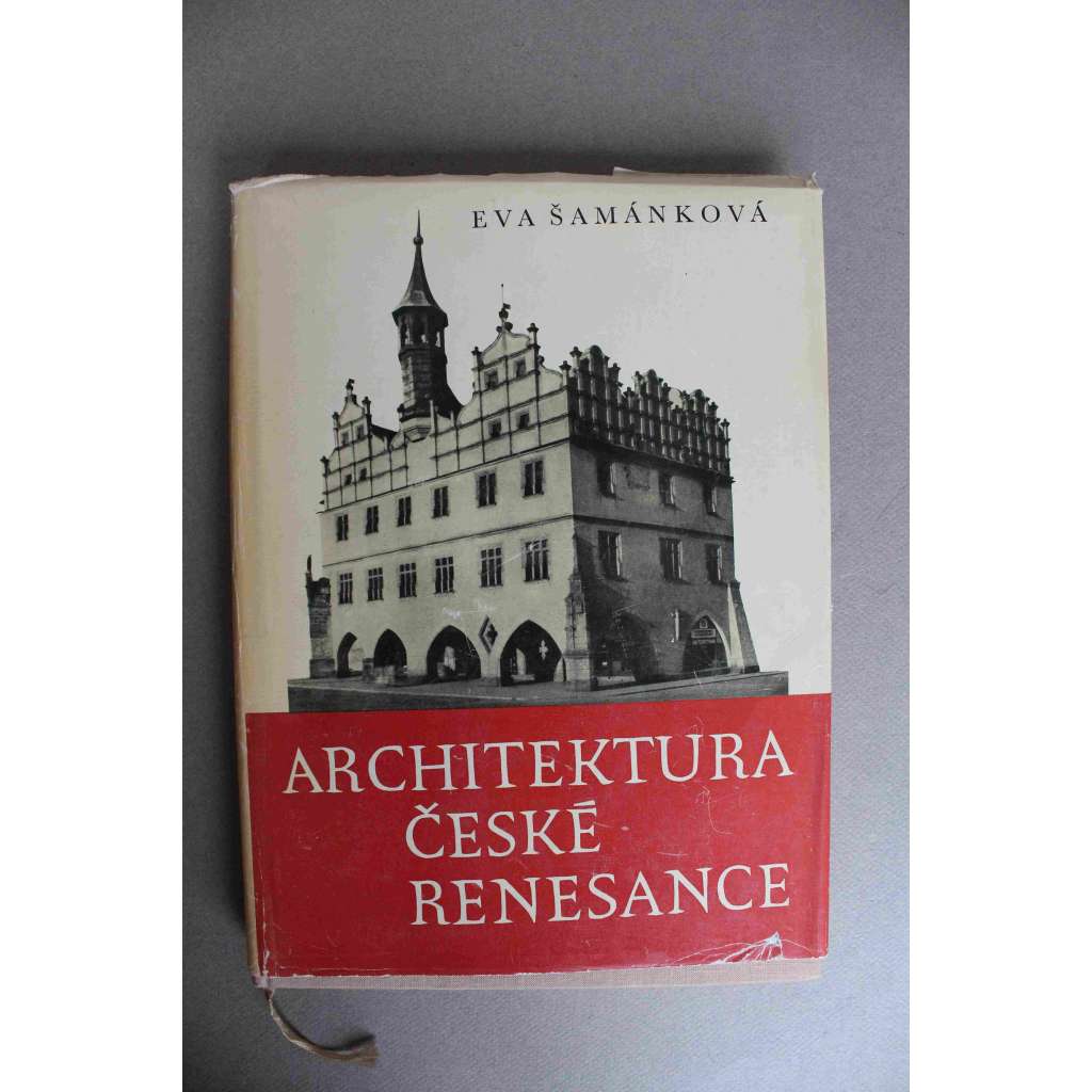 Architektura české renesance (Česká renesance, mj. Benedikt Rejt, Paolo della Stella, B. Wohlmuth, Pražský hrad, Nelahozeves, Chrudim, Litovel, Český Krumlov, Moravský Krumlov, Jindřichův Hradec, Pardubice)