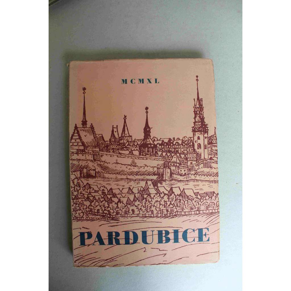Pardubice (dějiny, vlastivěda, kultura, protektorát, mj. Pardubice a divadlo, Josef Suk a Pardubice, Pardubice a hudba, Pardubické peněžnictví, Kunětická Hora, Stavební vývoj Pardubic) Pardubice (dějiny, vlastivěda, kultura, protektorát, mj. Pardubice a divadlo, Josef Suk a Pardubice, Pardubice a hudba, Pardubické peněžnictví, Kunětická Hora, Stavební vývoj Pardubic)