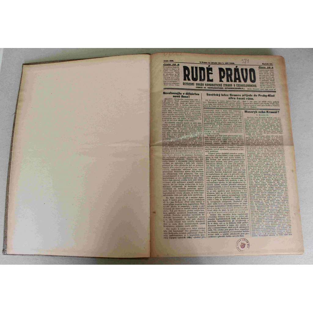Rudé právo 1926, roč. VII. (září-říjen) (noviny, první republika, komunismus, mj. Říjen a říjen, Udržal a Gajda, Masaryk nebo Kramář?, Bída plodí nesváry, Konsolidační finanční politika Englišova) Rudé právo 1926, roč. VII. (září-říjen) (noviny, první republika, komunismus, mj. Říjen a říjen, Udržal a Gajda, Masaryk nebo Kramář?, Bída plodí nesváry, Konsolidační finanční politika Englišova)