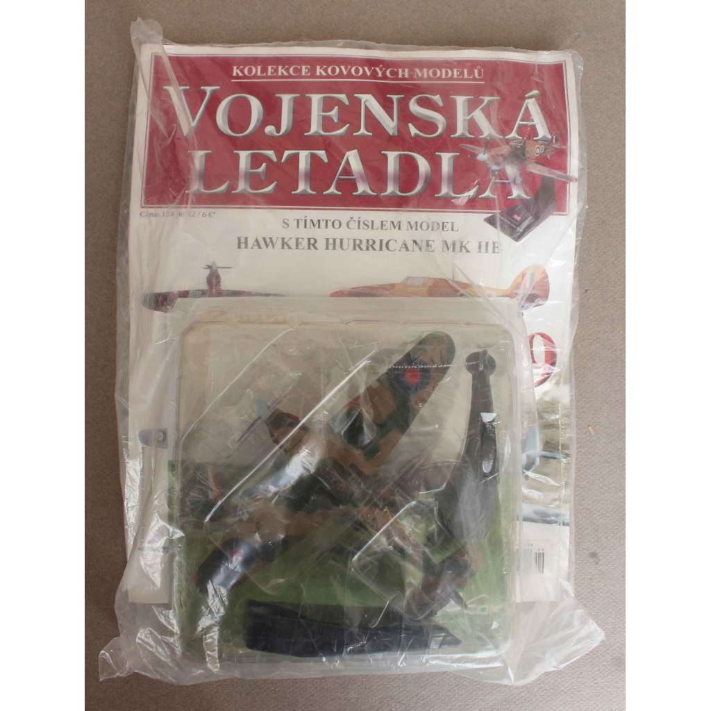 Vojenská letadla. Kolekce kovových modelů (letadlo, letectví, modely, hračky - Hawker Hurricane MK IIB) Vojenská letadla. Kolekce kovových modelů (letadlo, letectví, modely, hračky - Hawker Hurricane MK IIB)
