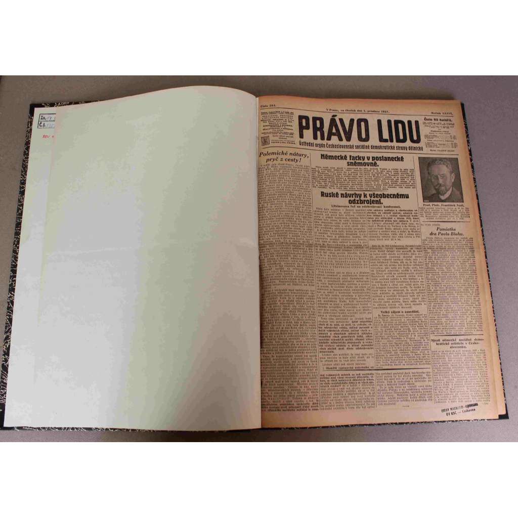 Právo lidu 1927, roč. XXXVI. (prosinec) (noviny, deník, první republika, sociální demokracie, mj. Pilsudski o poměru k Litvě, Stali o situaci sovětského Ruska, Litvinov, Svaz velkostatkářů polemisuje s poselstvím pana presidenta!, Dělnické vánoce) Právo lidu 1927, roč. XXXVI. (prosinec) (noviny, deník, první republika, sociální demokracie, mj. Pilsudski o poměru k Litvě, Stali o situaci sovětského Ruska, Litvinov, Svaz velkostatkářů polemisuje s poselstvím pana presidenta!, Dělnické vánoce)