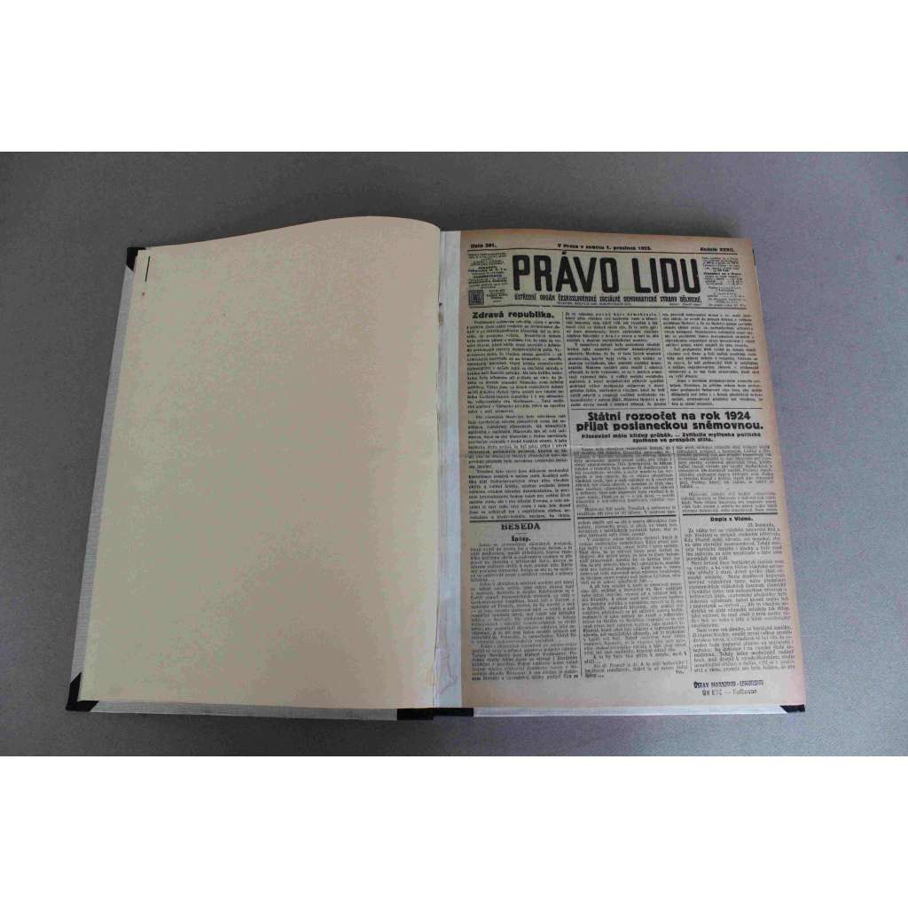 Právo lidu 1923, ročník XXXII (prosinec) (noviny, deník, první republika, sociální demokracie mj. Od Marxe ke Kramáři, Vydejte lihový zákon, Bankéřský proces v Brně, Bílé vánoce, Otázka Habsburků) Právo lidu 1923, ročník XXXII (prosinec) (noviny, deník, první republika, sociální demokracie mj. Od Marxe ke Kramáři, Vydejte lihový zákon, Bankéřský proces v Brně, Bílé vánoce, Otázka Habsburků)