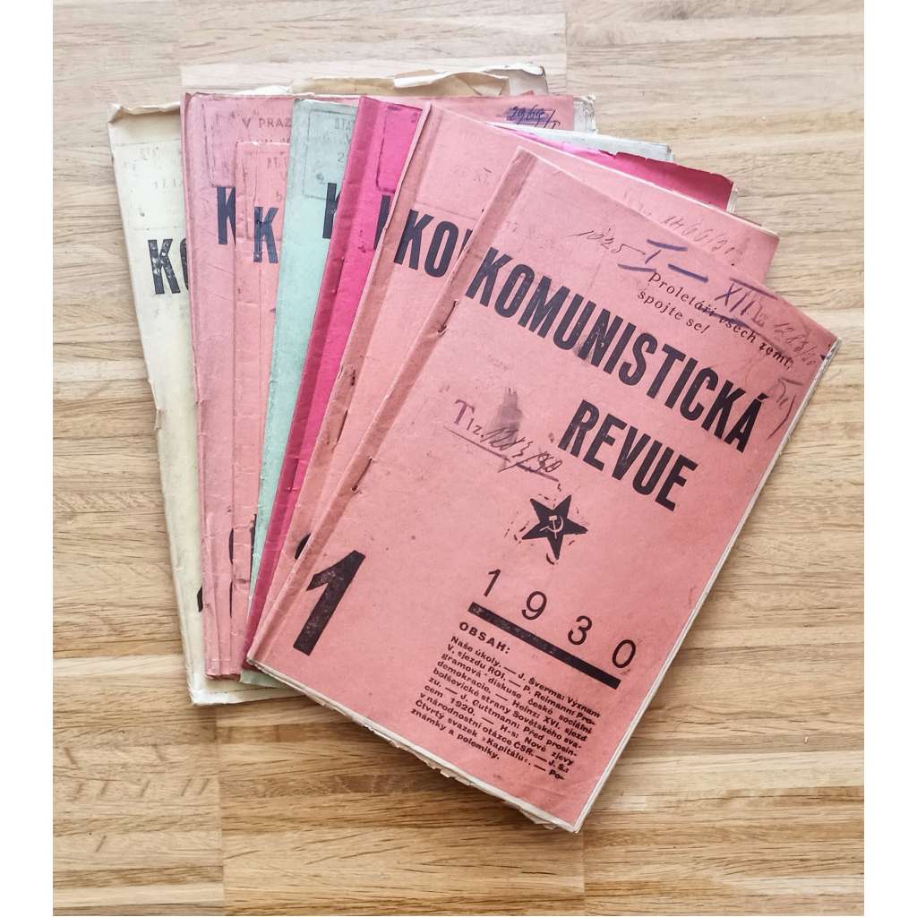 Komunistická revue, ročník IV., číslo 1-6, 8 a 10/1930-1931 (komunistická literatura) - není komplet