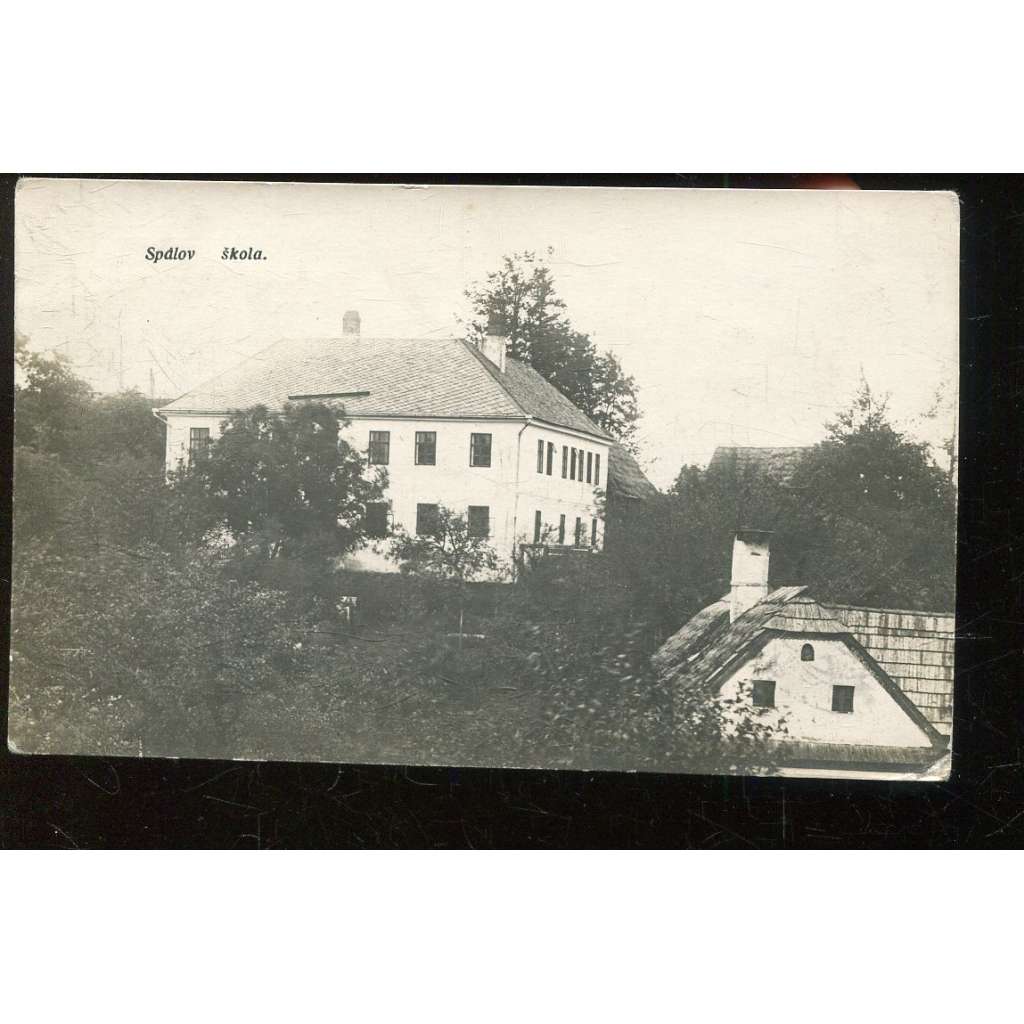 Spálov, Nový Jičín, škola