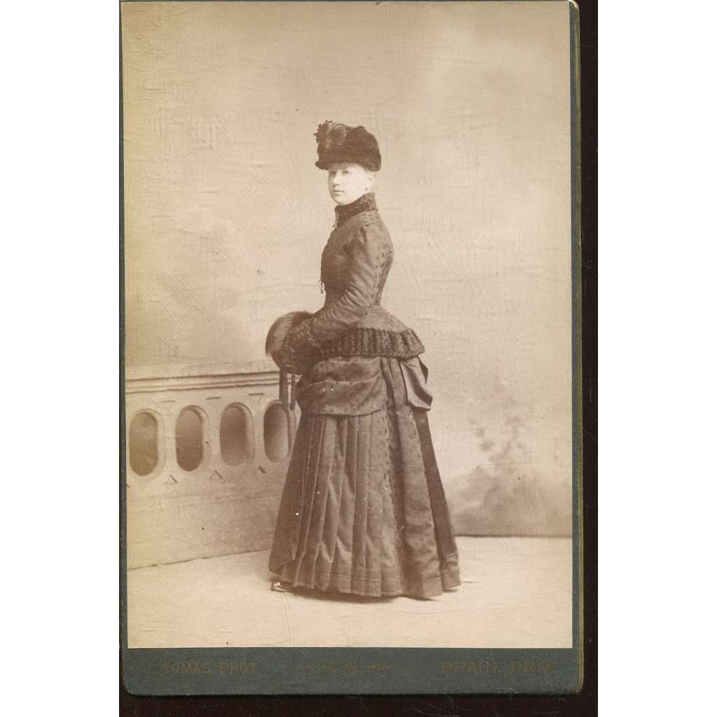 Stará fotografie - kabinetka (J. Tomáš Praha)