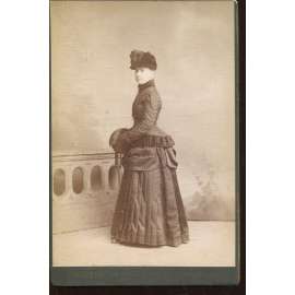 Stará fotografie - kabinetka (J. Tomáš Praha)