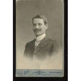 Stará fotografie - kabinetka (Ernst J. Müller, Liberec)