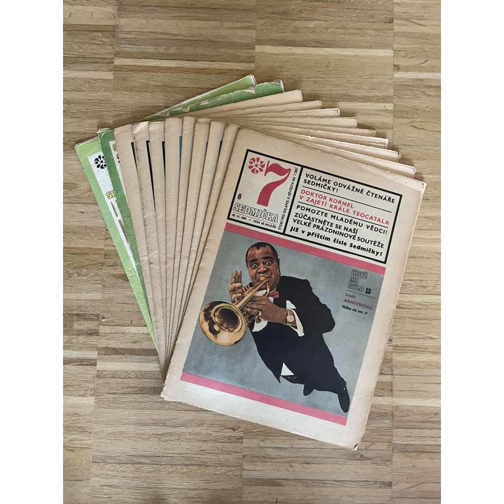 Sedmička, ročník VI., čísla 8-10, 11 (není kompl.), 12-14, 17 a 18/1968. Ročník V., číslo 32/1972 a ročník III., číslo 40/1970 (knvolut časopisů)