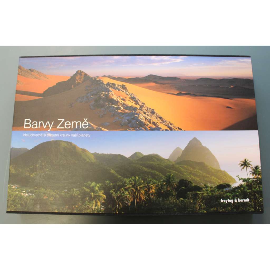 Barvy Země. Nejúchvatnější přírodní krajiny naší planety (příroda, fotografie, mj. Asie, Afrika, Amerika, Evropa, Uluru, Mount Everest, Bavorský les) HOL Barvy Země. Nejúchvatnější přírodní krajiny naší planety (příroda, fotografie, mj. Asie, Afrika, Amerika, Evropa, Uluru, Mount Everest, Bavorský les) HOL
