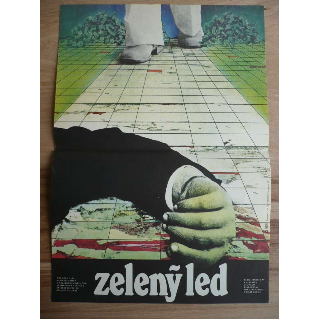 Zelený led (filmový plakát, film Velká Británie 1981, režie Ernest Day, Hrají: Ryan O'Neal, Anne Archer, Omar Sharif)
