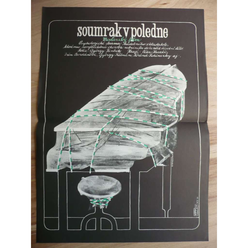 Soumrak v poledne (filmový plakát, film Maďarsko 1981, režie György Hintsch)