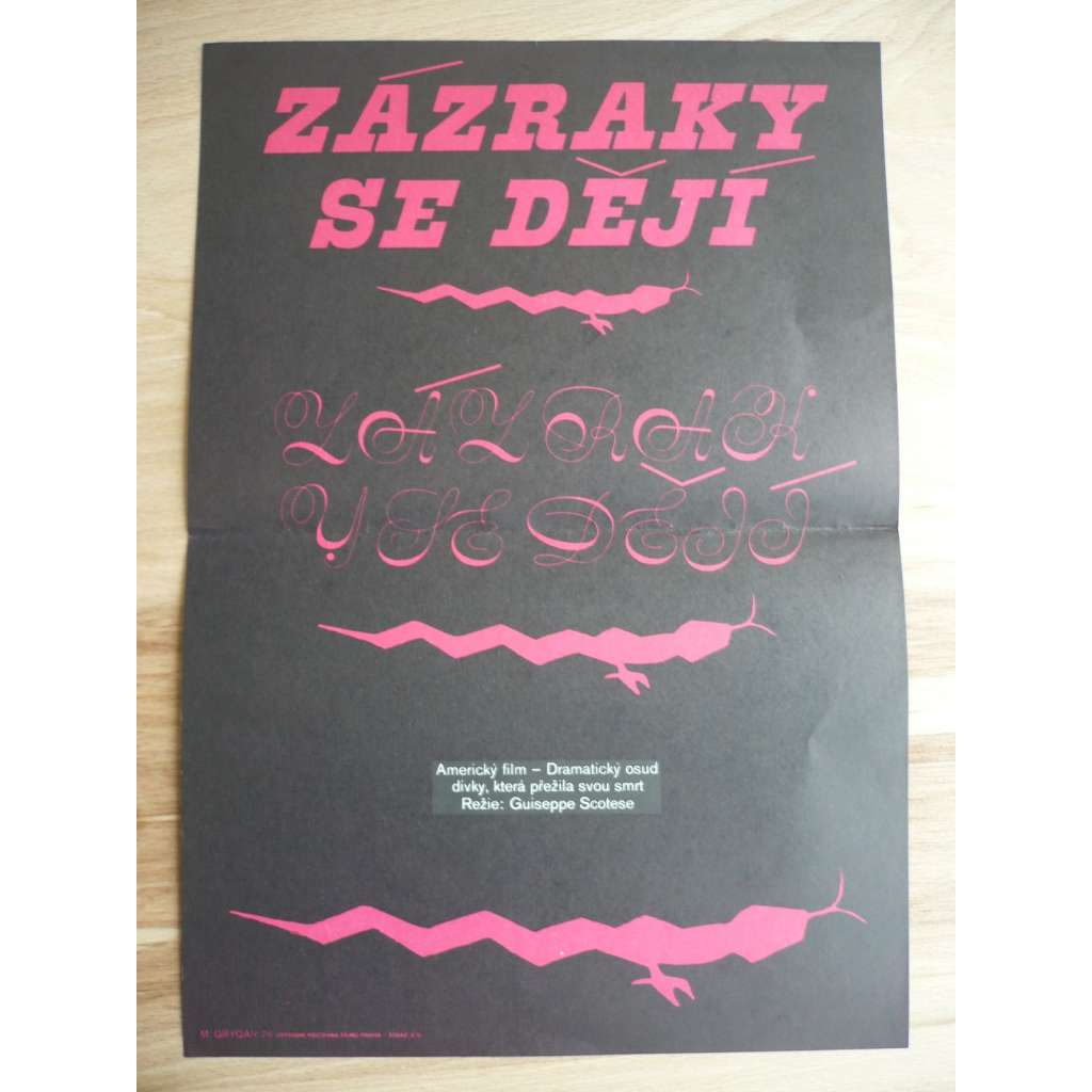 Zázraky se dějí (filmový plakát, film Itálie 1974, režie Giuseppe Maria Scotese, Hrají: Susan Penhaligon, Paul Müller, Graziella Galvani)