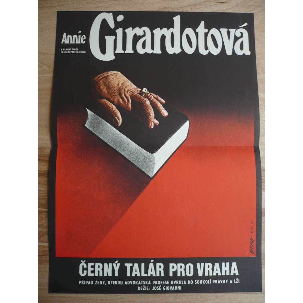 Černý talár pro vraha (filmový plakát, film Francie 1981, režie José Giovanni, Hrají: Annie Girardot, Claude Brasseur, Bruno Cremer)